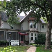 Larch Pine Inn Bed & Breakfast