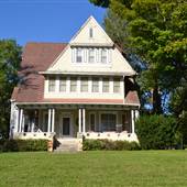 322 N 18th Victorian Home