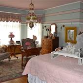 Colonial White House - 3 interiors