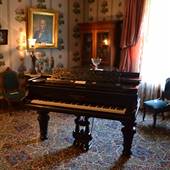 Madison Cnty Museum - Victorian House parlor/DR/entry